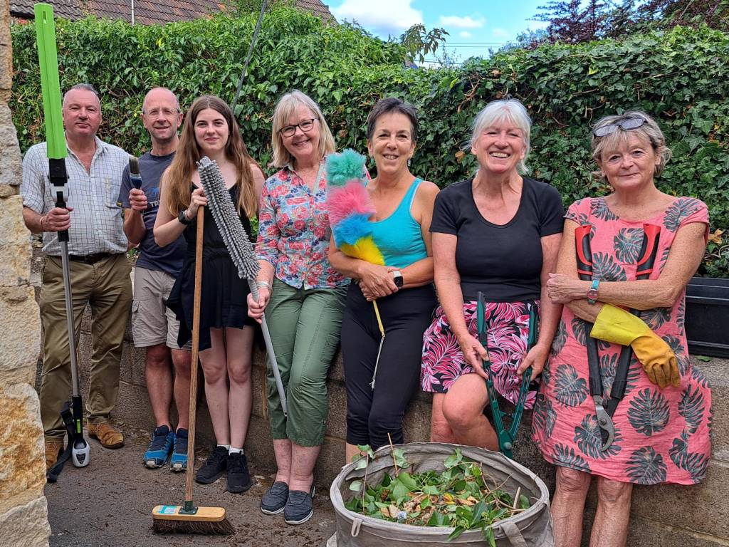 Group photograph of some volunteers
